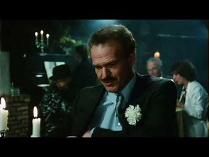 Mama is Boos (1986) gezellig uit eten (Ruud van Hemert)