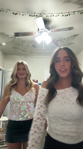🙌👯‍♀️☺️🤞💌