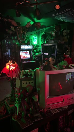 Explore an 80s Horror-Inspired Room Tour
