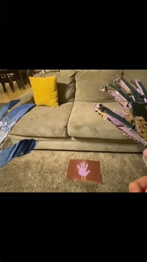 Poppy playtime purple hand #poppy #poppyplaytime #grabpack #purple #puzzle #purplehand #jump