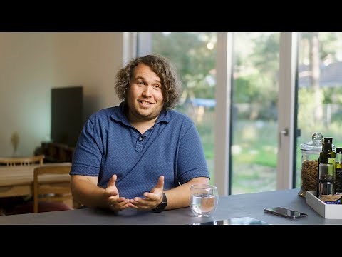 Smarter Home Story - What it's like to live in a smart home | Robert Hofmann
