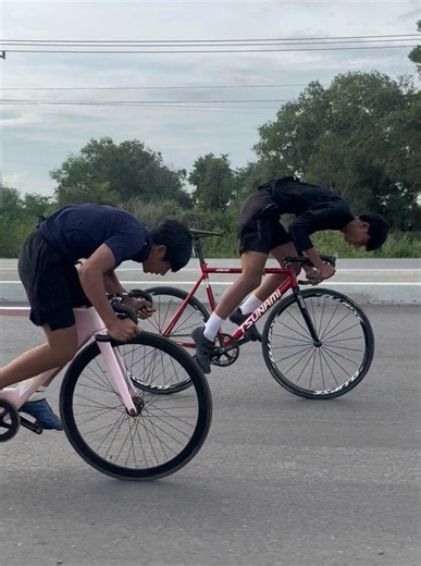 smer knea in this round with @Wise thorn #fyp #fixedgearcambodia #fixedgearphilippines #fixedgear #sprinter