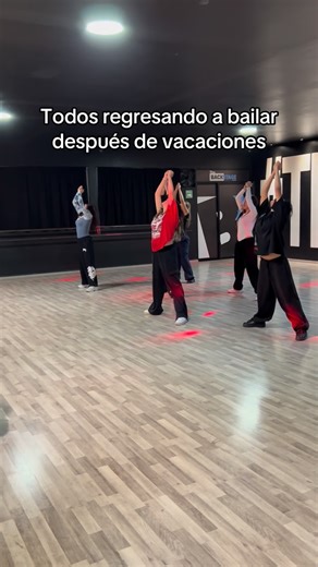 The BACKSTAGE Studio on Instagram: "¡Ya estamos de vuelta! ¿Ya sabes a qué clase vas a venir? 📍The Backstage Studio #danza #reggaeton #tbsfam #hiphop #jazz"