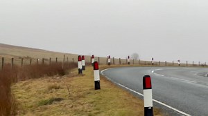 11.50 It’s an awful windy & wet day high up in the Yorkshire Dales. Wind still gusting 50mph in exposed areas. | North Yorkshire Weather Updates