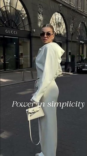 Modern Elegance | Embrace Classic Style for Effortlessly Chic Fashion #ElegantStyle #fashion