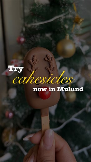 Mulund Foodiepedia🍽 on Instagram: "Cakesicles for the first time in Mulund😍🫶🏻 Save and share it with your friends💕 Don’t forget to try their Plum cake❤️ 350 grams at ₹300!! 📍The Creamy Layer Shop no.1, Jamuna sadan, Near Ali salon, Panch rasta, Mulund west ( strawberry, brownie, cupcakes, cakesicles, plum cake, Christmas ) #mulundfoodiepedia #strawberry #mumbai #plumcake #christmas"
