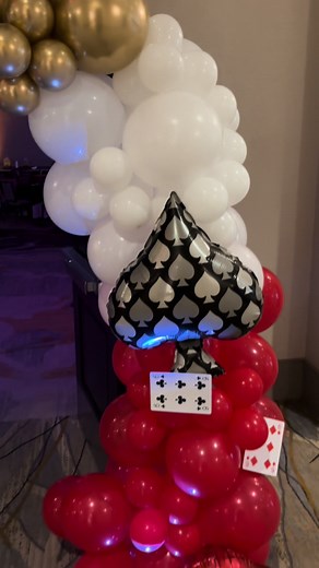 wrapping up prom szn with this Casino theme 🎲♣️ Turner Ashby, it was a dream teaming with you all. 🤭 #prom #promszn #casino #organicballoon #balloongarland #balloon #balloonbusiness #virginia #stauntonva #waynesborova #harrisonburgva #charlotessvilleva