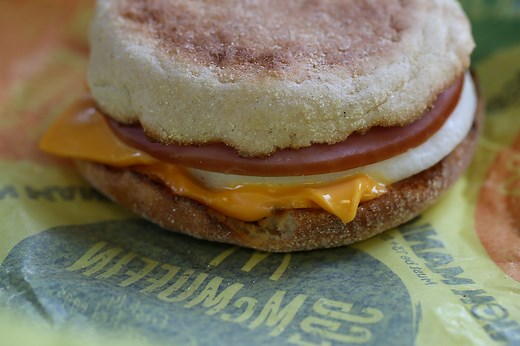 Nutritionists Share How to "Hack" an Egg McMuffin for a Healthier Breakfast