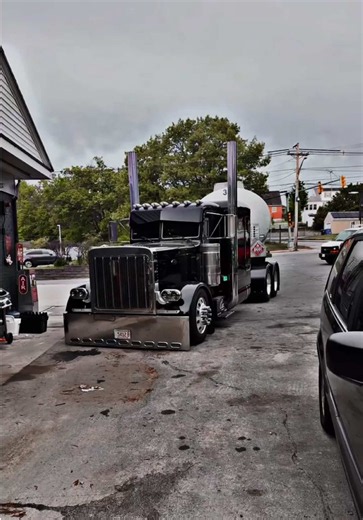 #peterbilt #truckedit #diesel #gas #tankertruck | peterbilt