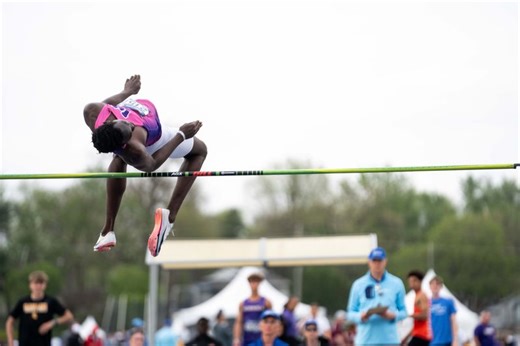 'Sky's the limit' for Waukee's Ajak Malual after Drake Relays win