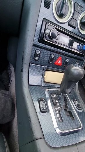 PROJECT SLK R170 230 scratched interior before Repainting interior