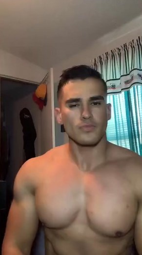 #pecpopking #chestbounce #chestbump #pecmaster #pecdancechallenge #chestmaster #pecjumping #pectorales