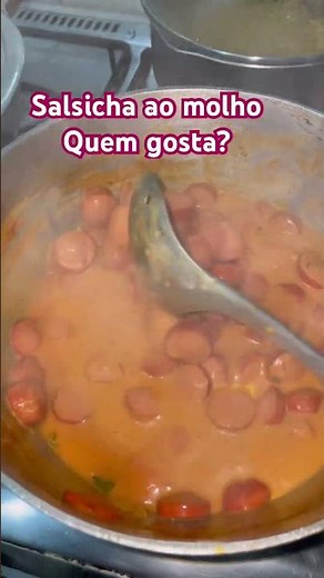 Salsicha ao molho