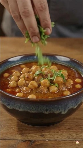 Restaurant Style Kala Chana Masala | Easy Pressure Cooker Chana Masala Recipe #chana