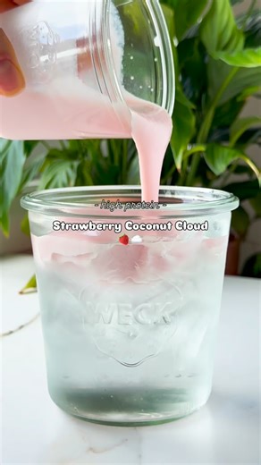 Strawberry Coconut Cloud 🍓☁️ Serves 1 ~ Ingredients: - ½ cup low-fat milk - 1 scoop (½ serve) strawberry glow shake powder - 1 cup ice cubes - 1 cup coconut water Method: In a small cup, whisk together the milk and glow powder with a collagen mixer until smooth, creamy, and frothy. Fill a large glass or mason jar with ice cubes and pour in the coconut water. Gently pour the strawberry cream over the top to create a layered “cloud” effect. Macros Calories: 148 Fat: 3.9g Carbs: 9.5g Protein: 16.4