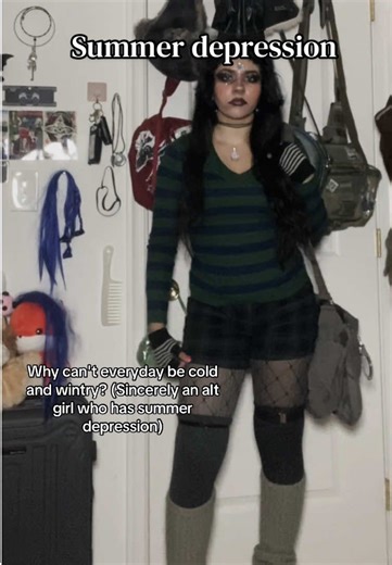 Already dreading summer :( i want leg warmers and layered tights and stripey sweaters and arm warmers all year long. #ootdinspo #opinion #gothfashion