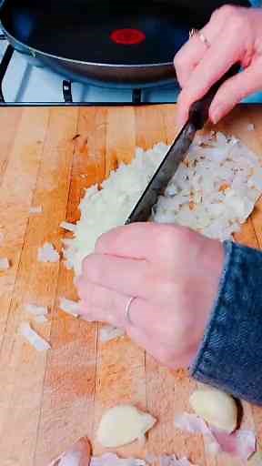 Realistic cooking show