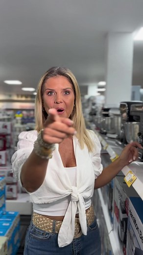 3 Beneficios de tener una freidora de aire 👀👇🏻La freidora de aire es uno de nuestros electrodomésticos favoritos, excelente opción para hacer comidas de manera práctica y saludable.🥙💛✅ Ahorra tiempo en la cocina.✅ Fácil de usar✅ Prepara recetas más saludables, ya que no requieren aceite.¡Adquiere tu freidora en Tiendas Daka! 📍#2023 #noviembre #Vinotinto #Maturin #Dakatumejoropción #SomosgenteDaka #Séfeliz #Venezuela | dakatiendas