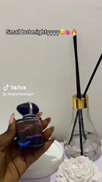 My Way Armani Perfume Review: Lasts Over 10 Hours