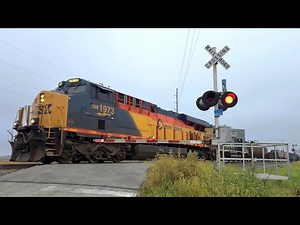 CSX 1973 (Chessie System) Leads Manifest w/ GP38-3S South | Rd. 3 Railroad Crossing #2, Deshler, OH