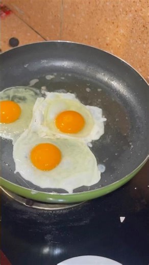 Day 11 Never add cooking oil when frying eggs! #Health