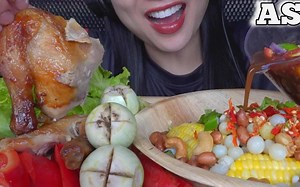 【SAS】吃播 鲇鱼鸡蛋沙拉&烤鸡&口蘑_哔哩哔哩_bilibili