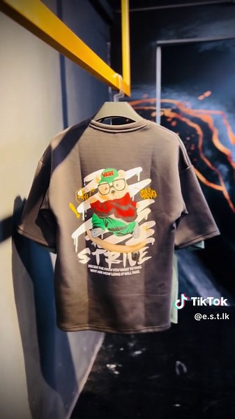 VANS Backprints Oversized T-Shirts | Mens Fashion Outfit | Streetwear Style