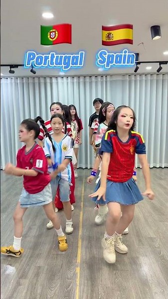 Who's your favorite team? ⚽❤️👉 | Follow Me | World Cup Dai Dai Dance #shorts #worldcup2026
