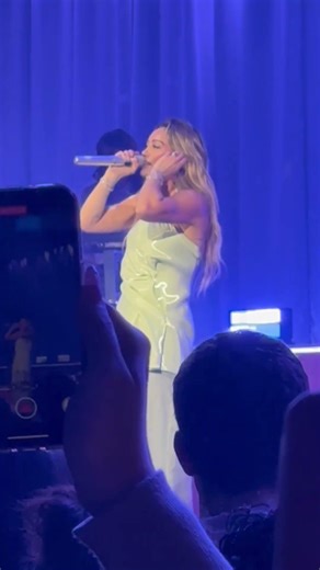 Hilary Duff Performs 'Come Clean' in Toronto