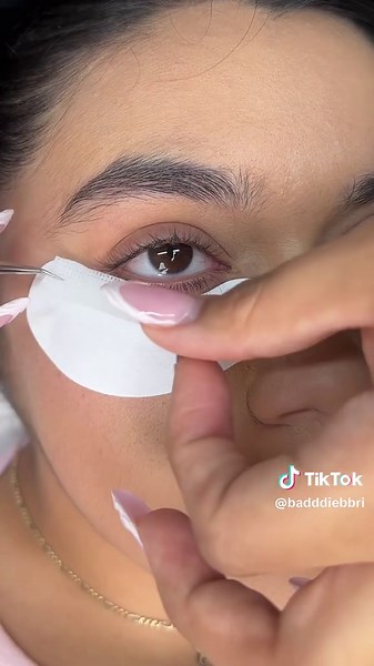 Volume Lash Set Tutorial for Beginners