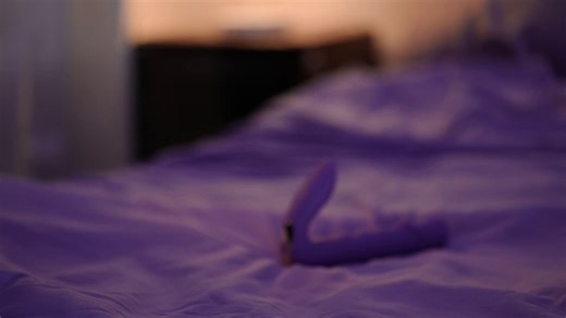 Watching Rora in action… 👀App-controlled G-spot vibrator with 360° rotation.Feel every move.#toy #Pleasure #Orgasm