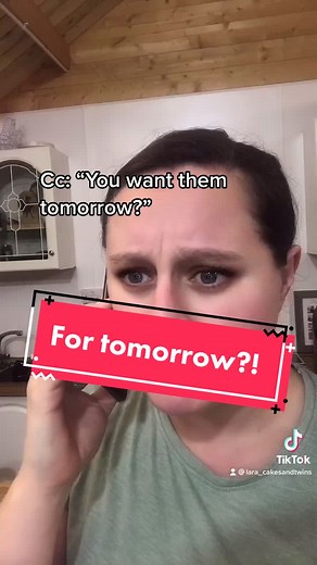 Life Size Cake of Holly and Phil | Hollie Cakes Dance