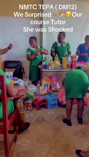 We surprised our course tutor today . very demure , very classy 😌🥰✌🏽