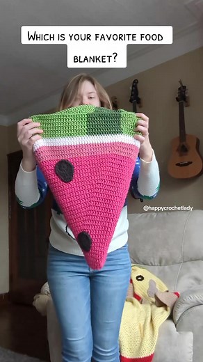 Crochet Blankets: Pancake Design and More!