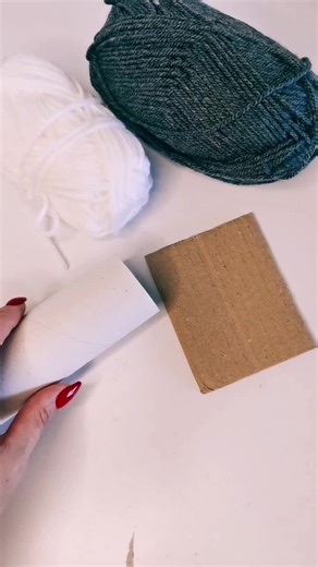 Tutorial Gnomi con la Lana: Creazioni Natalizie Fai da Te