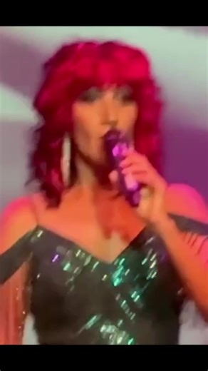 “Por una cabeza” no solo es un himno del tango, ¡también ha dejado huella en Hollywood! Apareció en películas icónicas como ‘Perfume de Mujer’. 🎥🎶 #tangoencostarica #adrianaberrotaran #cantanteargentina🇦🇷 #tango #cantartango #porunacabeza