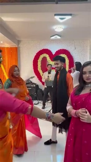 Sarena Moon (@sarena.moon_moona)’s videos with original sound - Sarena Moon