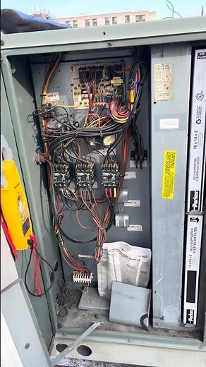 Full Rooftop Unit Service – Cleaning, Inspection & Repairs Explained