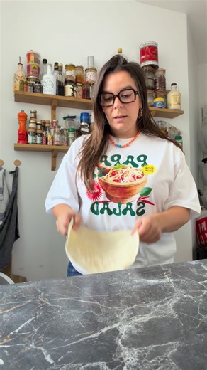 Mumu 🌶 | 🥑 WRAP PROTÉINÉ EXPRESS Dans un bol : 2 œufs durs 1 petite boîte de thon végétal (env. 120 g) 2 portions de Kiri 1 c.à.c... | Instagram