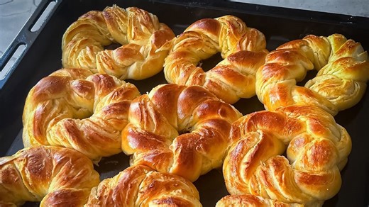 The Easiest & Softest Coconut Bread Recipe