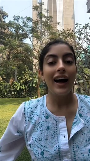 Amitabh Bachchan’s granddaughter Navya Naveli Nanda has taken a bold step by rejecting Bollywood to join her family’s tractor business. Growing up around machines, she believes in learning from the ground up rather than starting from an office. Today, she’s not just an entrepreneur-in-training at IIM Ahmedabad but also a global face as L’Oréal Paris’ cause ambassador. . . . . . . . #NavyaNaveliNanda #AmitabhBachchan #BachchanFamily #WomenInBusiness #IndianEntrepreneur #BollywoodStarKid #Inspirin