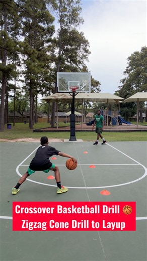 Crossover Basketball Drill 🏀 | Zigzag Cone Drill to Layup