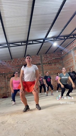 Zumba para Viernes: rutina divertida para animar tu fin de semana