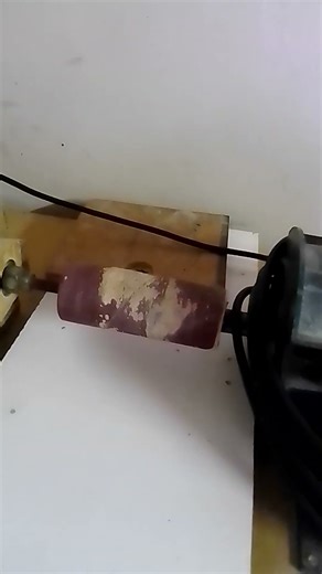 eazy to build disk sander and drumsander made out of scrap wood and reused motors