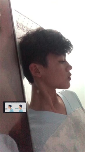 I love bonesmash,chin tuck#bonemaxxing #looksmax #chintuck @frontal sub-3