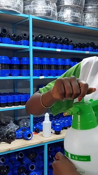 How to Use a Pressure Sprayer Effectively