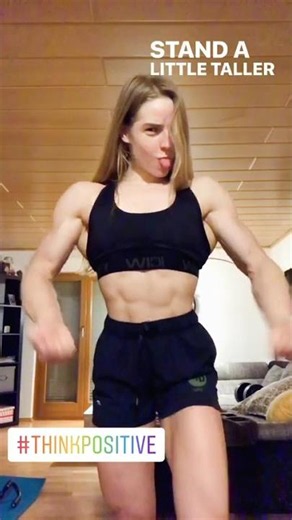 Insane Muscle Flexing! Elite Female Bodybuilder Motivation