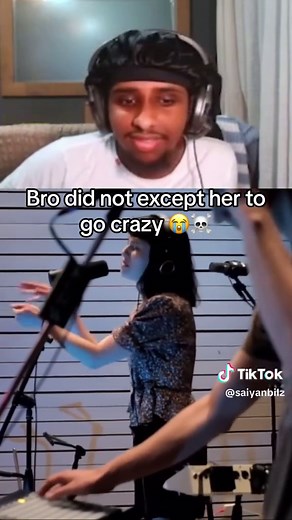 Twitch Streamer Reacts to Gotye's 'Somebody That I Used'