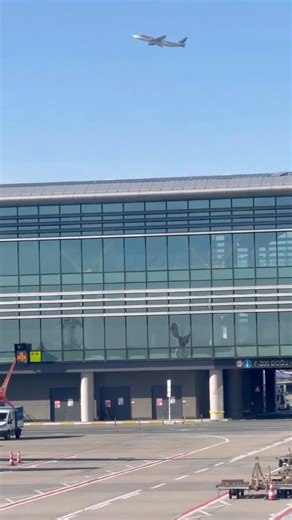 Airbus A320 Takeoff #aviation #shorts