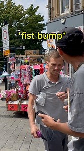 The way that couple stuck around till the end 👀 #singer #singing #busking #busker #edsheeran #public #reaction | Sam Rendina